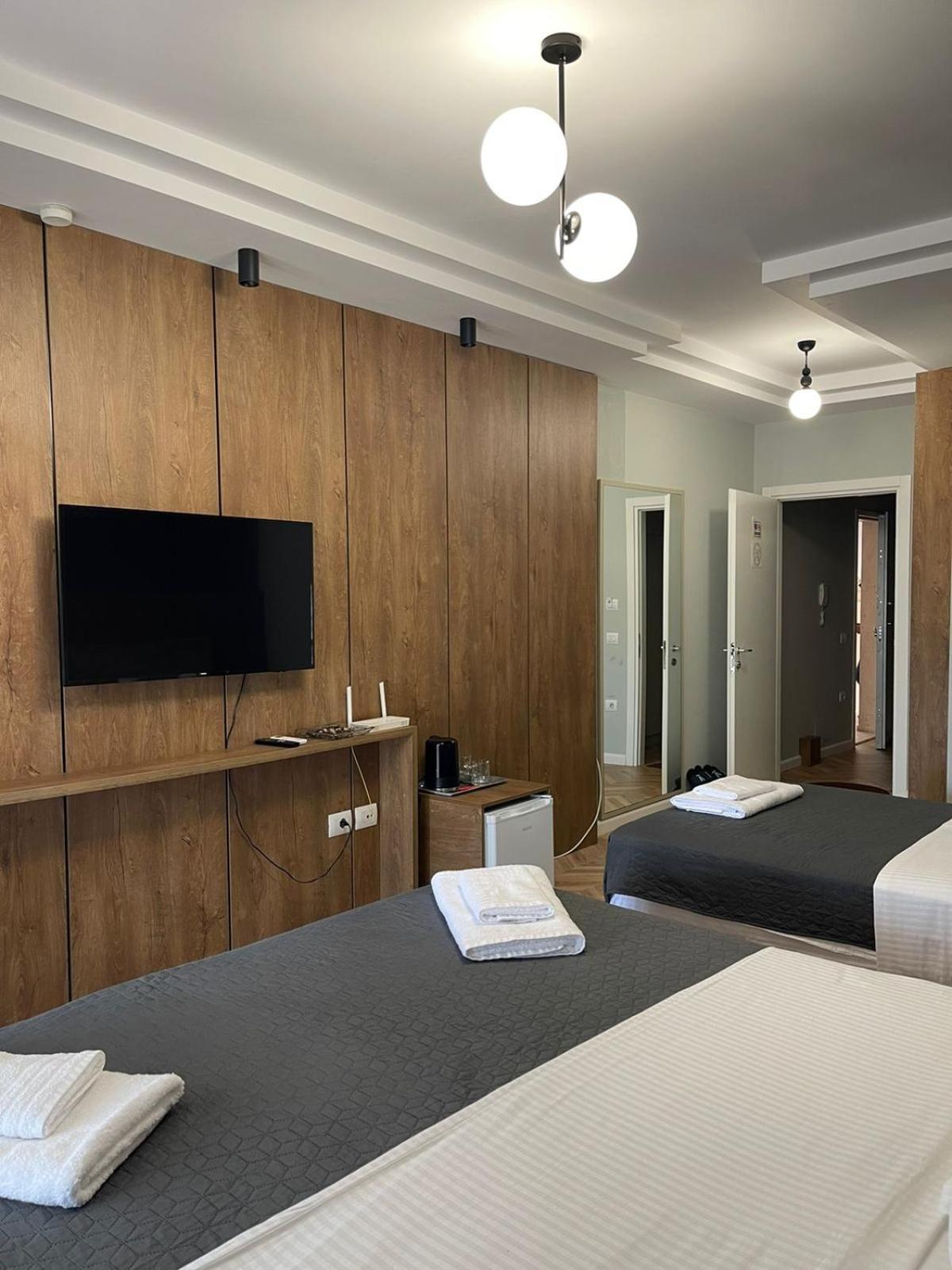 Your Apart Hotel ティラナ エクステリア 写真